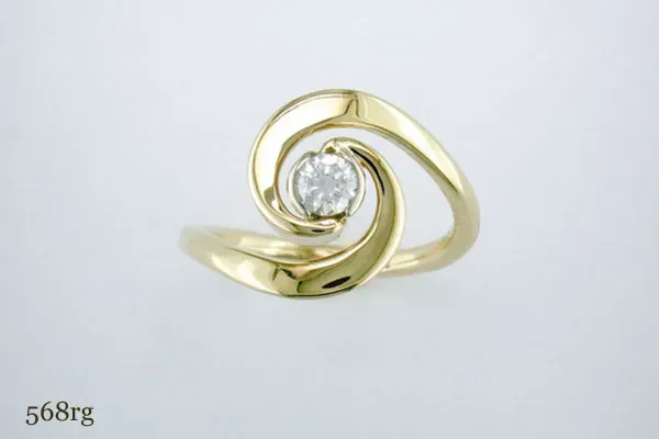 TK Swirl diamond ring