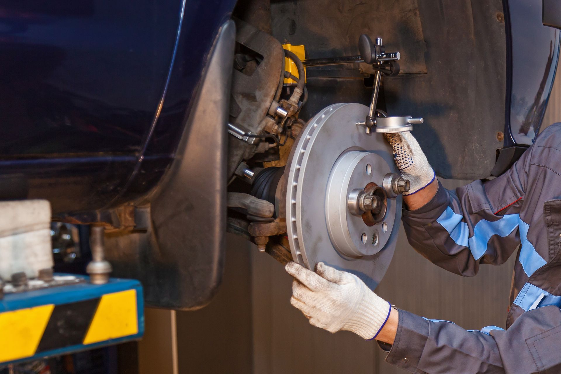 Why Your Car Pulls to One Side When Braking | Custom Performance Center