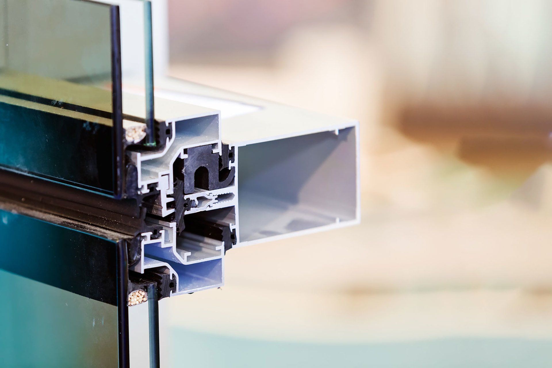 taglio finestra alluminio