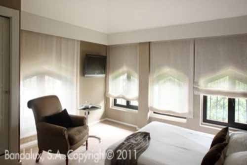 soggiorno con  tenda tecnica