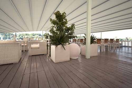 tenda da sole in veranda