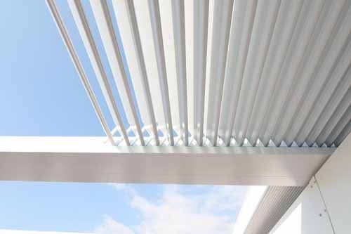 sezione tenda bioclimatica