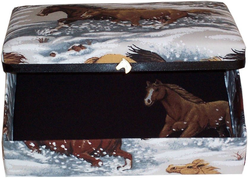 Horses in the Snow Gift Box