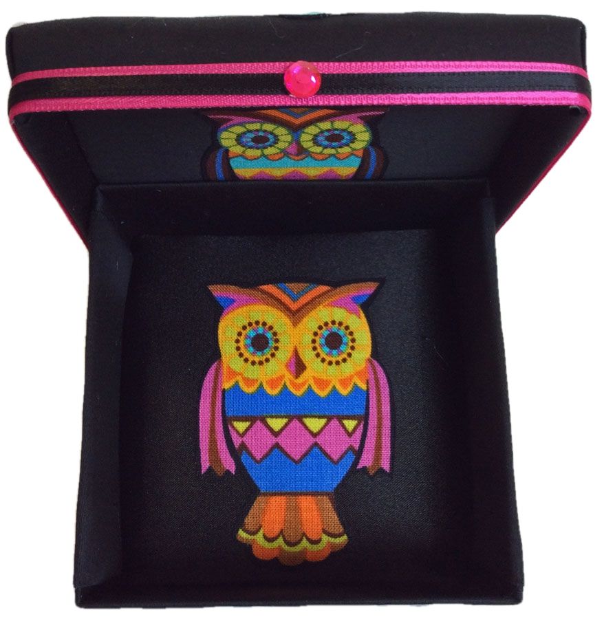 Bright-Eyed Owls Gift Box
