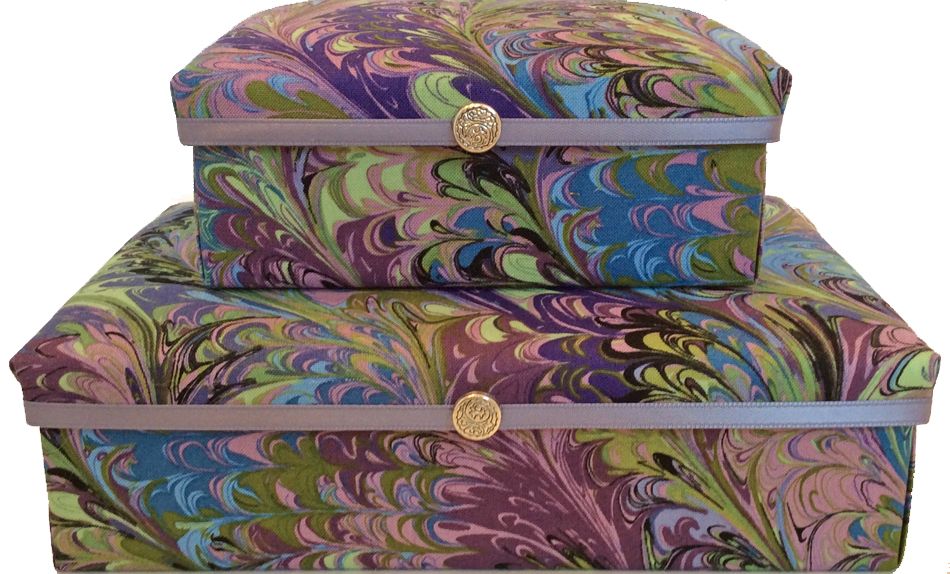 Feathers Afloat Gift Box