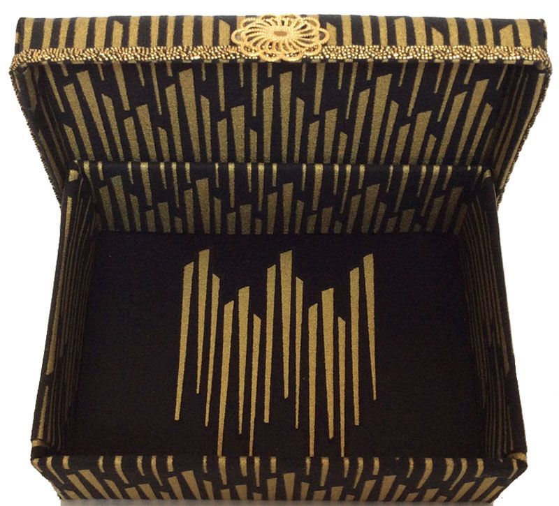 Golden Spikes Gift Box