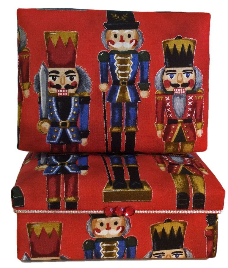 Royal Nutcrackers Stand Guard Gift Box