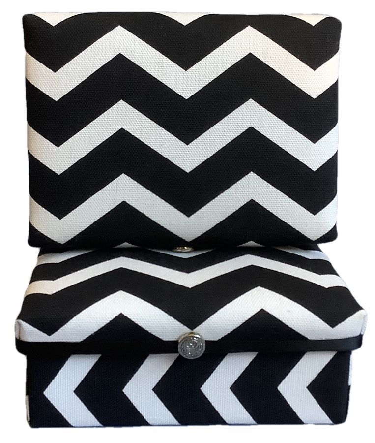 Zig Zag in Black & White Gift Box