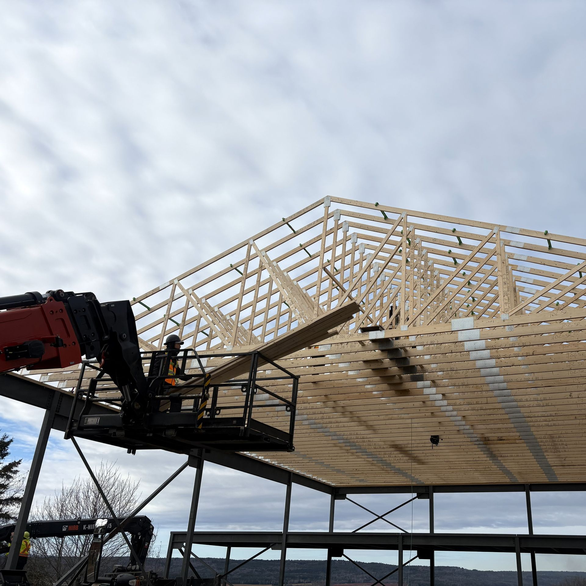 roof trusses installation