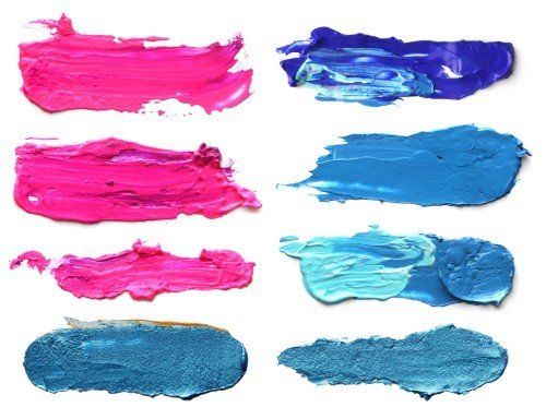 diversi colori di pitture, dal rosa al blu