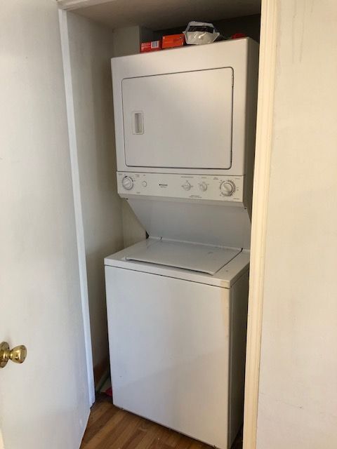 somerville apartments laundry