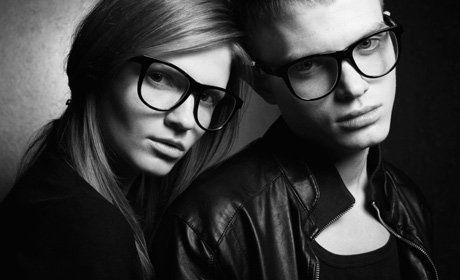 couple with specs