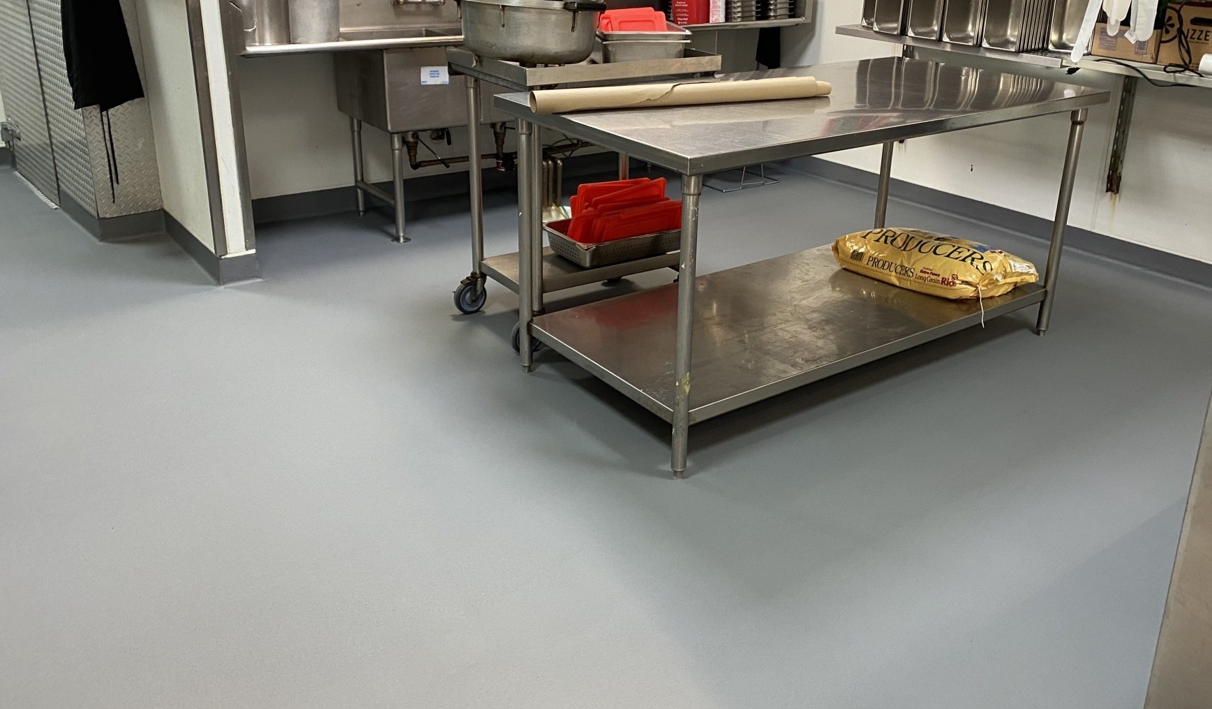 G&G Resinous Flooring installs do-it-all resinous flooring in chain restaurants & locally owned restaurants across the country