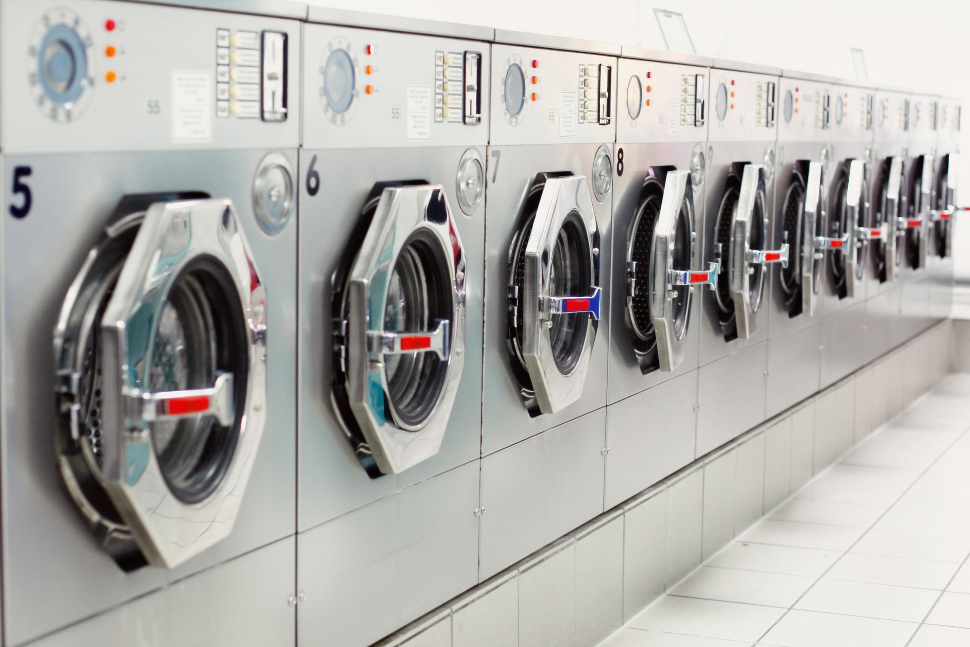 Astoria Laundromat & Cleaners photo 1