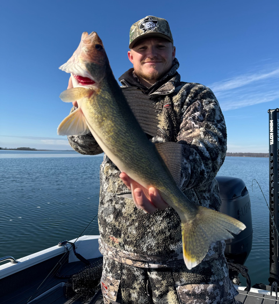 Leech Lake walleye fishing guide trips
