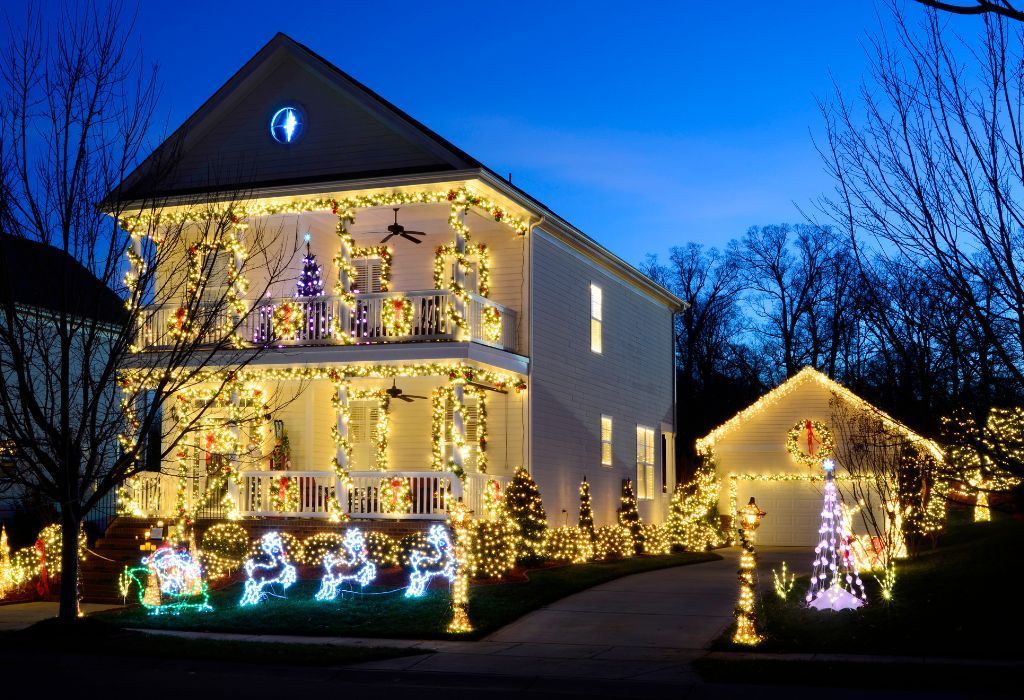 holiday lighting installation in Pocatello