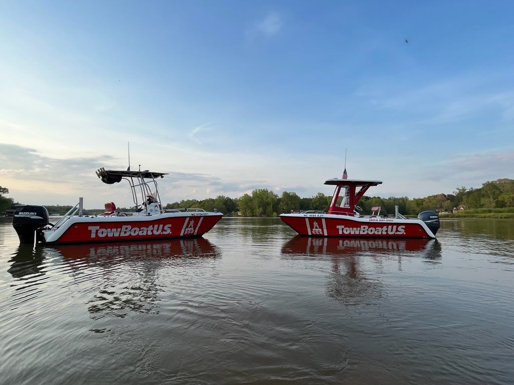 TowBoatU.S. Lake Wylie