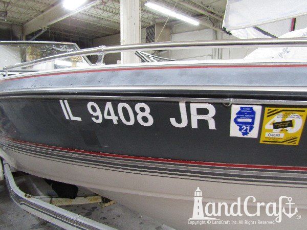 Larson fiberglass boat with faded and chalky exterior finish