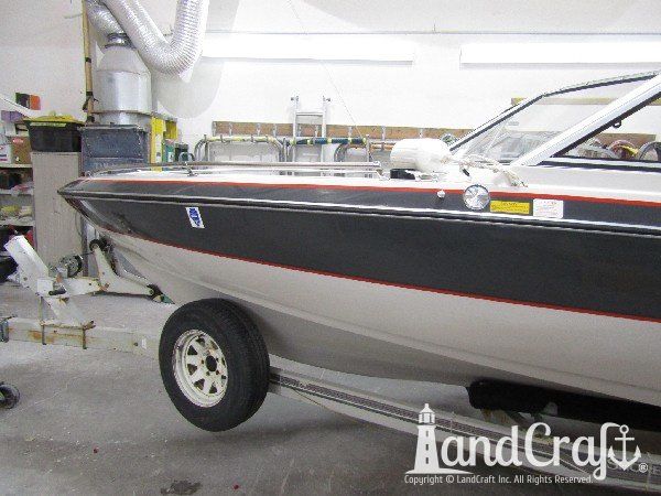Larson fiberglass boat with refurbished and glossy gelcoat finish