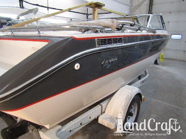 Larson fiberglass boat with refurbished and glossy gelcoat finish