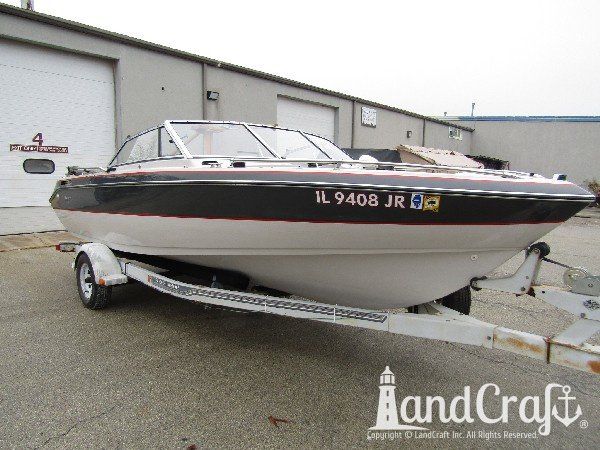 Larson fiberglass boat with refurbished and glossy gelcoat finish