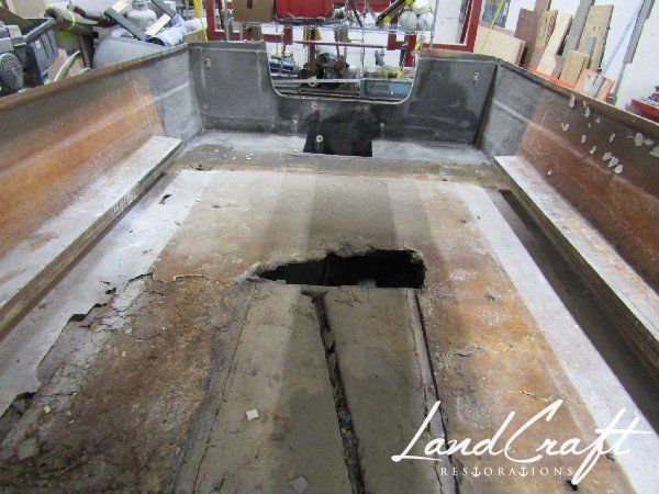 Rally boat restoration in process