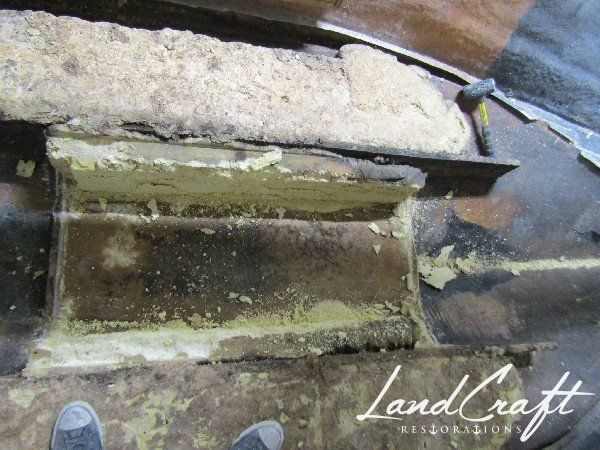 Rally boat restoration in process