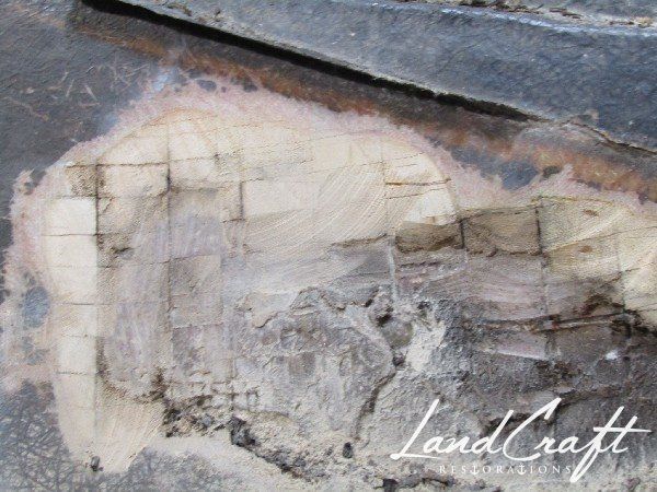 Rally boat restoration in process