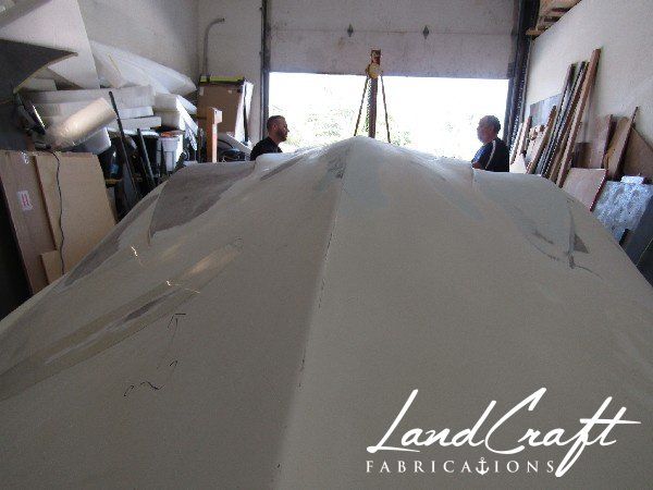 Spirit boat exterior gelcoat refinishing in process