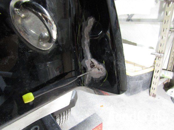 Factory defect air voids on a fiberglass boat