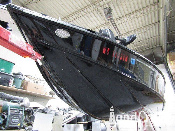 Picture of black finish on a freshly painted and repaired aluminum boat