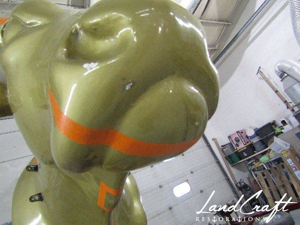 Top Cow statue fiberglass damage