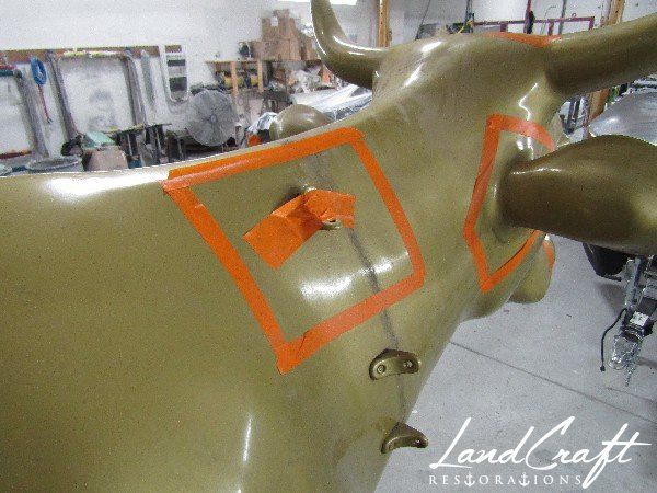 Top Cow art piece statue fiberglass structural damage