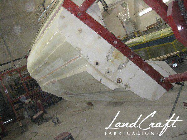 Spirit boat bottom hull in fiberglass repair process