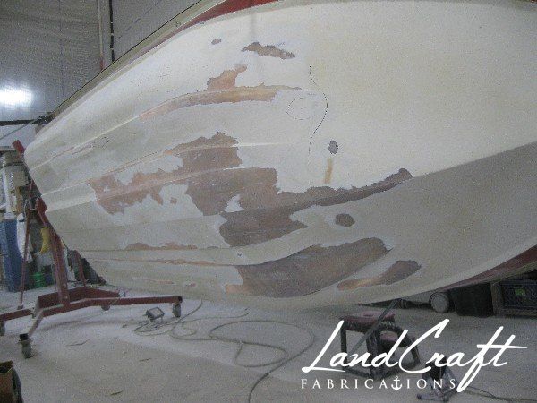 Spirit boat bottom hull in fiberglass repair process