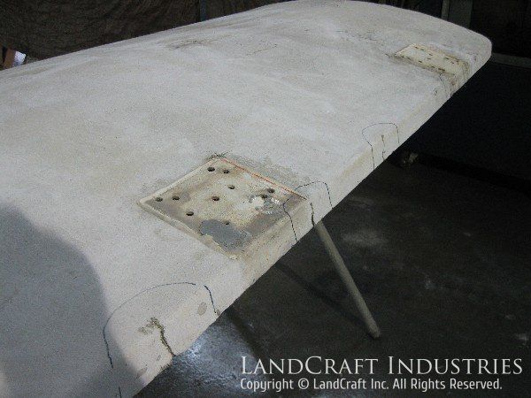 Fiberglass VOR antenna panel with fiberglass damage