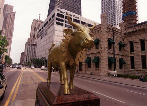 Michigan Avenue Cows on Parade Top Cow