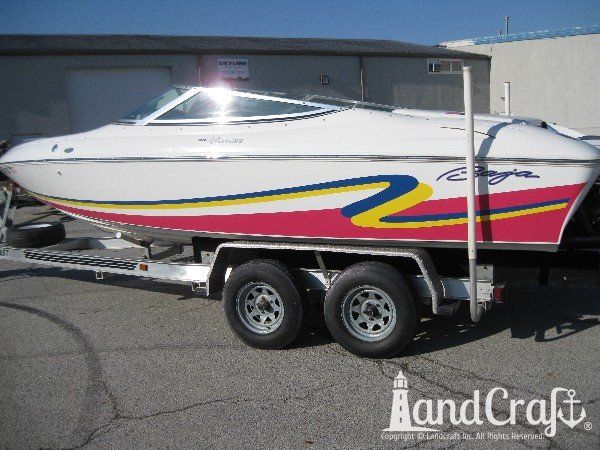 Baja boat with restored and glossy gelcoat finish