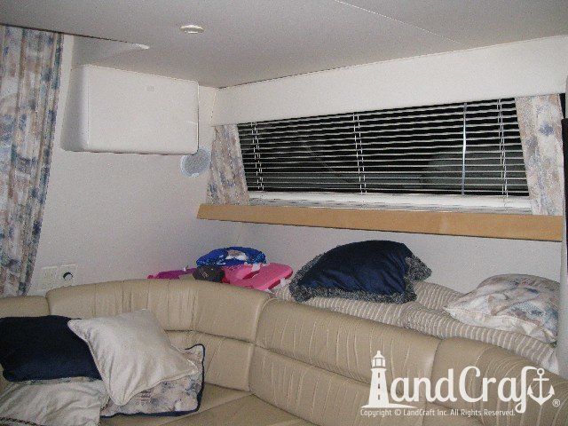 1998 Carver Santego original interior