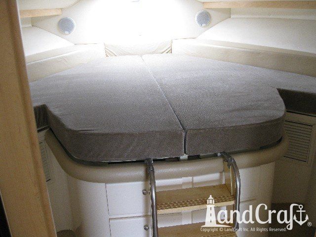 1998 Carver Santego with custom master stateroom mattress