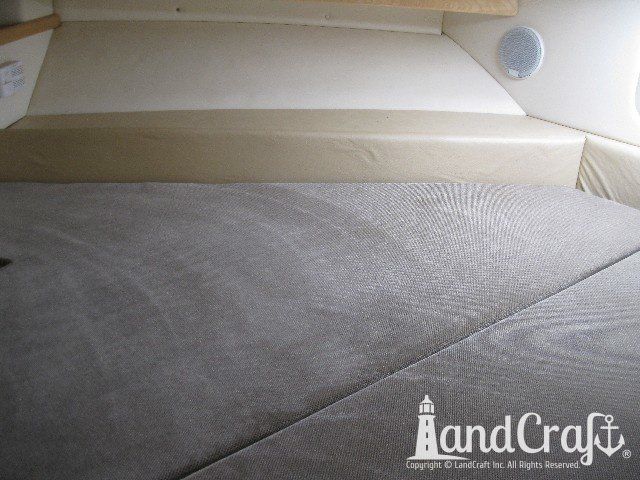 1998 Carver Santego with custom master stateroom mattress