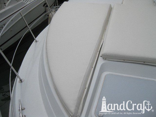 1998 Carver Santego with custom sun deck pads