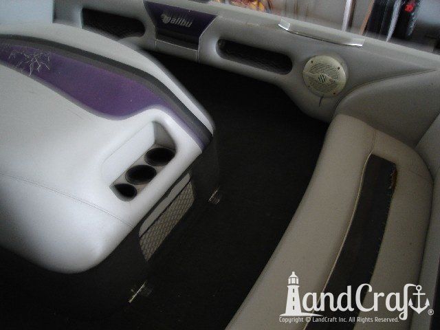 Malibu Echelon boat before complete restoration and color scheme change