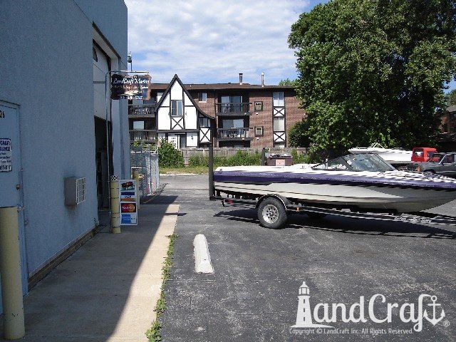 Malibu Echelon boat before complete restoration and color scheme change