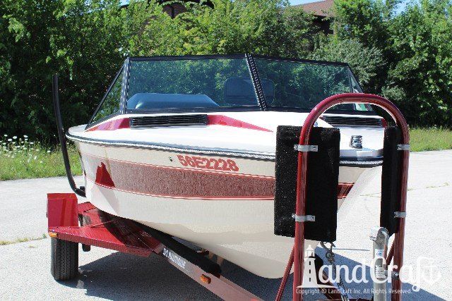 Ski Nautique 2001 boat with restored exterior gelcoat and new rub rail