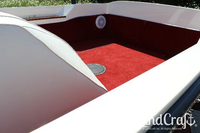 Ski Nautique 2001 boat with new interior carpeting and new custom speaker system