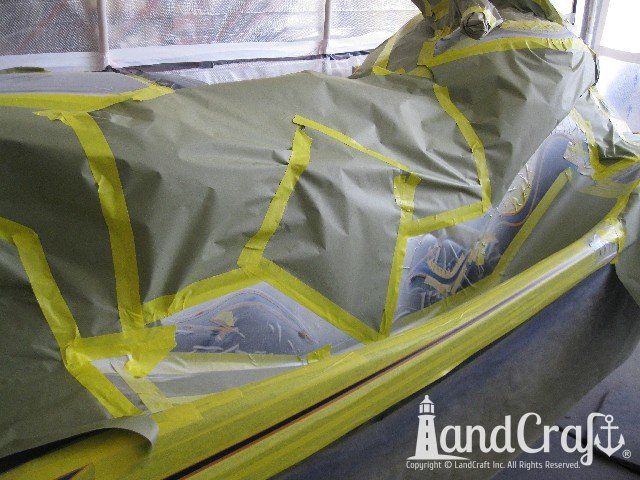 2006 Yamaha waverunner gets custom paint graphics applied