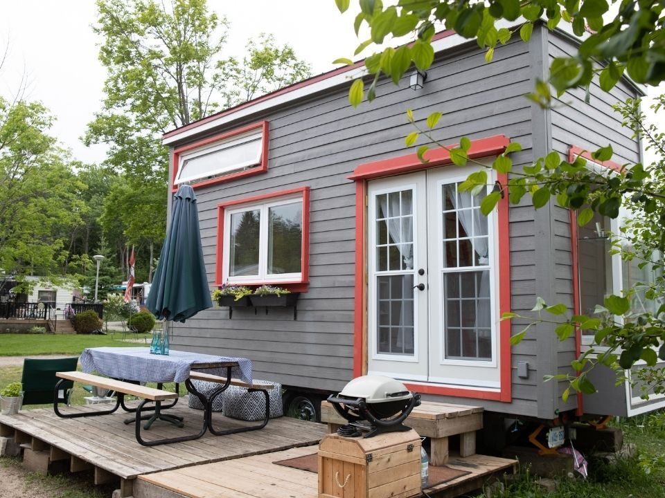 Tiny House Movement: the Benefits of Tiny Homes