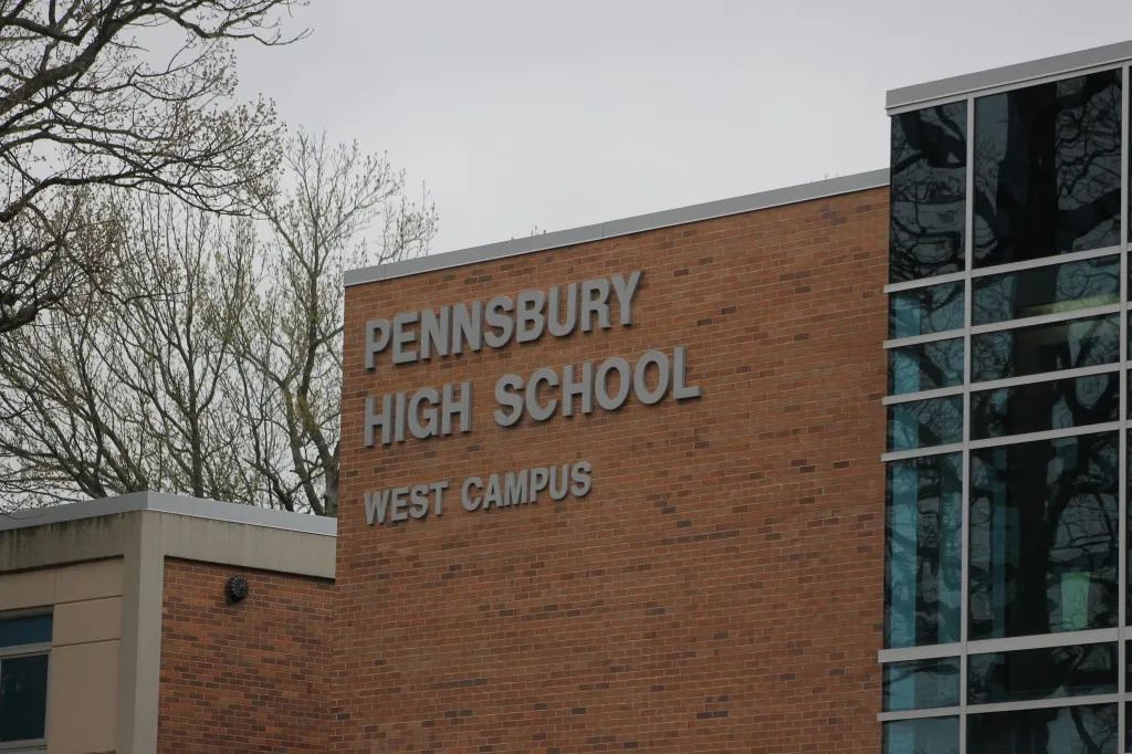 photo of pennsbury high school west campus side
