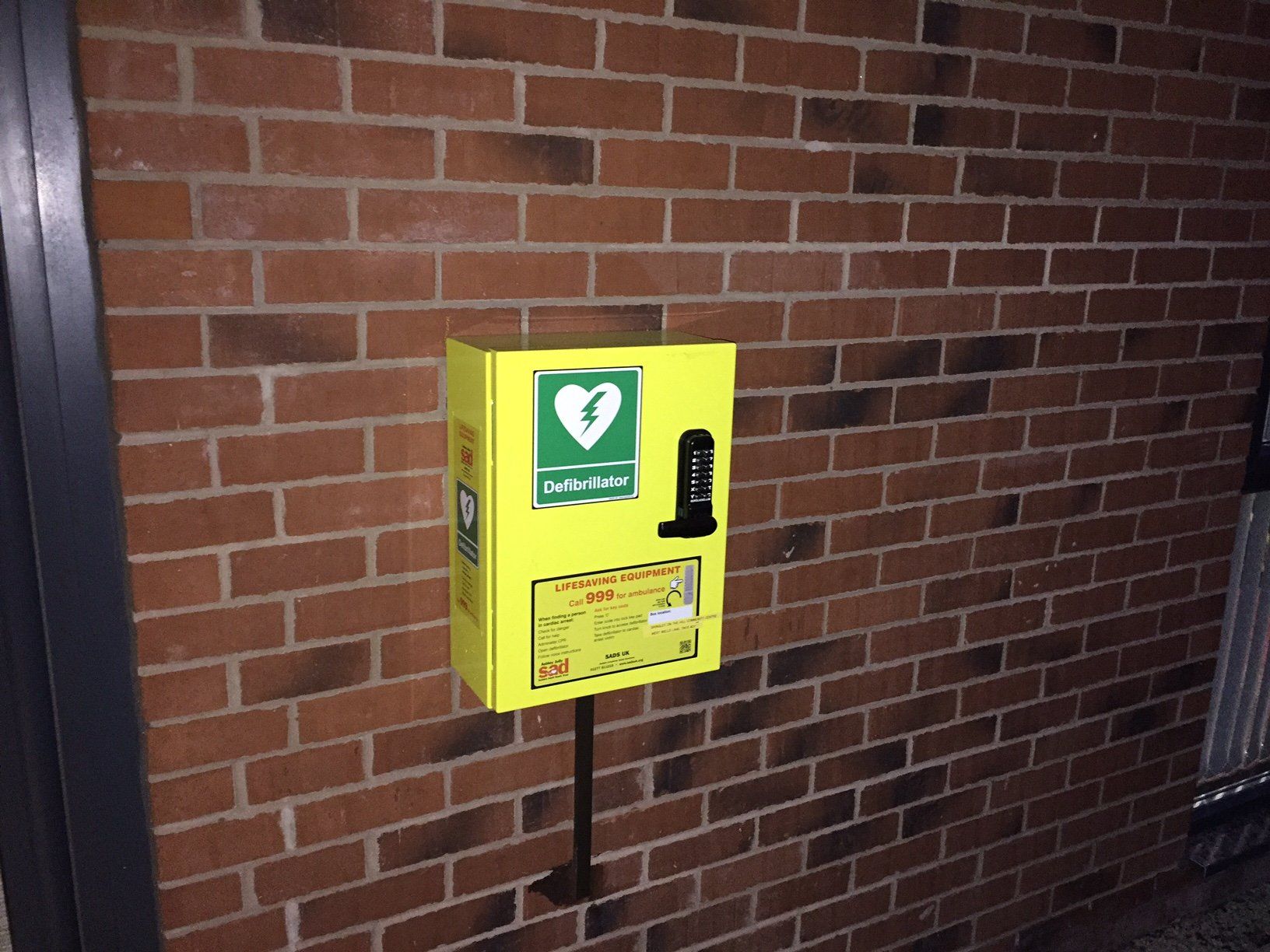 Public Access Defibrillator outside the Gringley Community Centre
